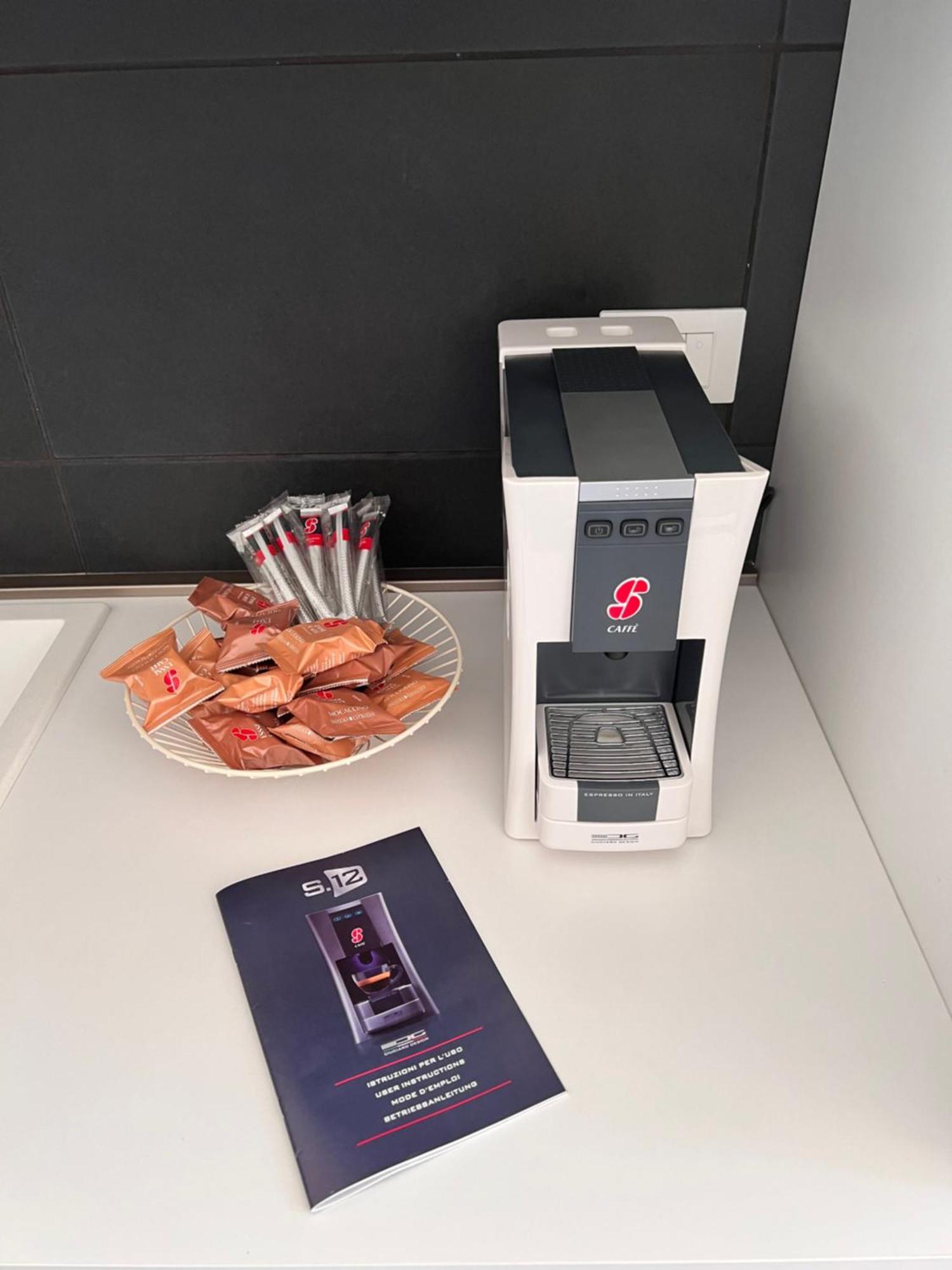 Panigale Deluxe Apartment Болонья Экстерьер фото